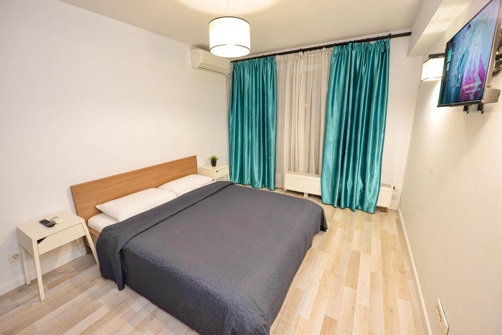 Dracula Adventure Tours Accommodation Bucarest Extérieur photo
